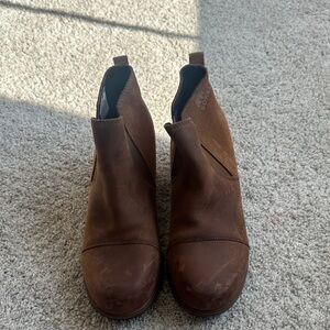 Sorel Classic Brown Ankle Boots